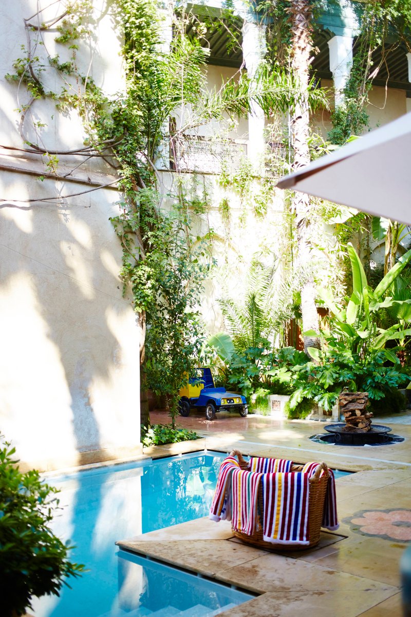 POOL & COLONNADE © David Loftus